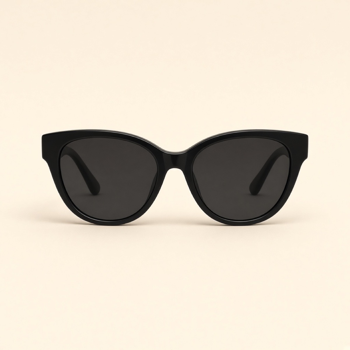 Geo Noir black cat-eye sunglasses